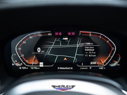 Used 2020 BMW 750i xDrive w/ M Sport Package image 32