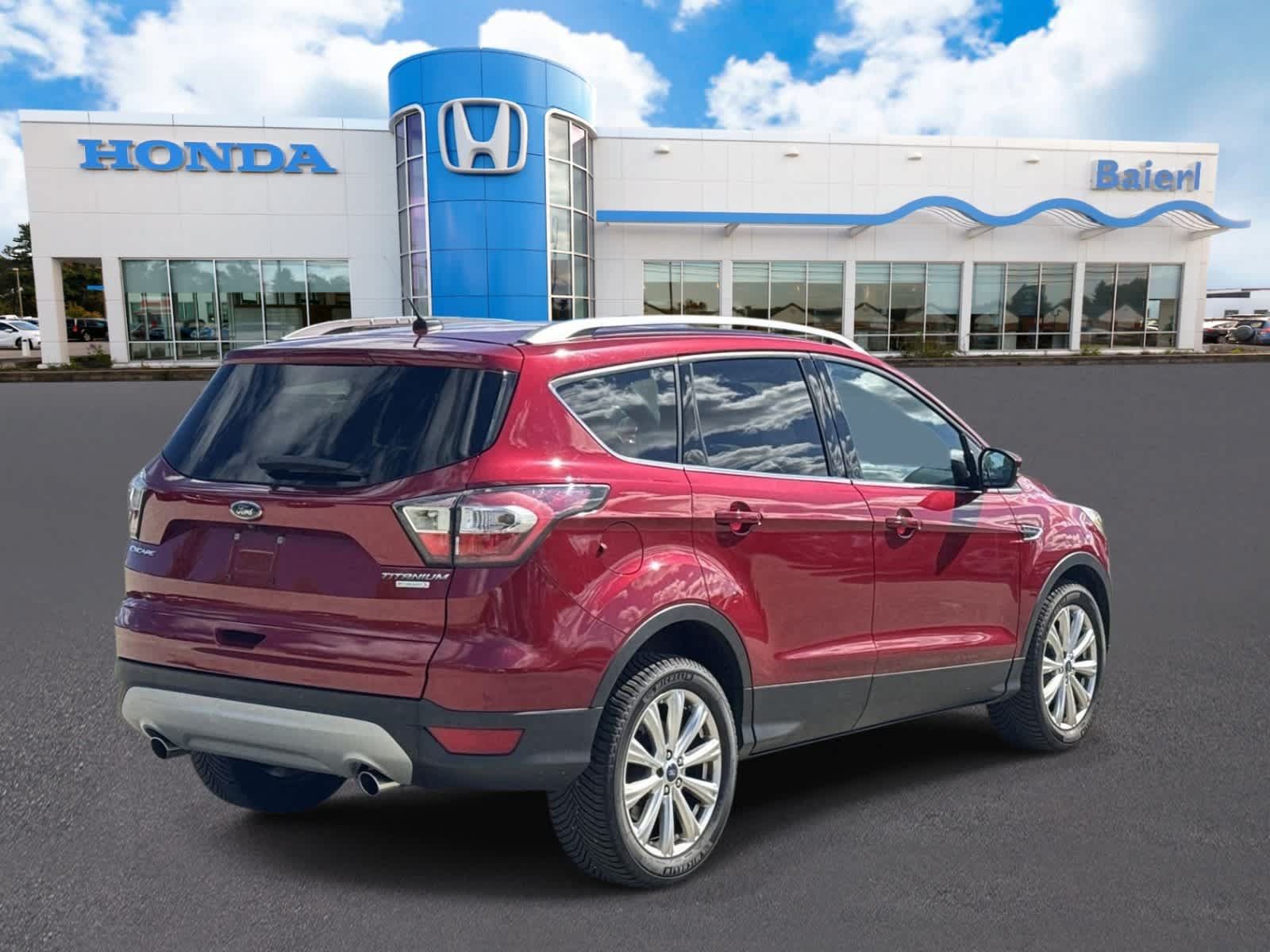 Used 2017 Ford Escape Titanium FWD image 5