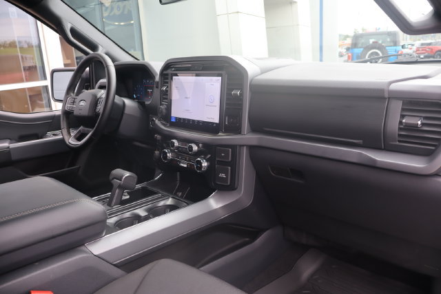 Used 2025 Ford F150 XLT w/ Equipment Group 302A MID AWD/4WD image 41