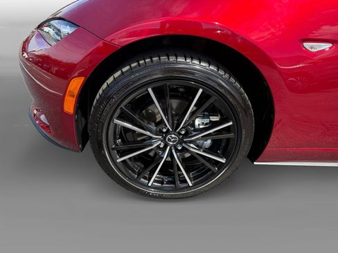 Used 2025 MAZDA MX-5 Miata RF Grand Touring RWD image 9