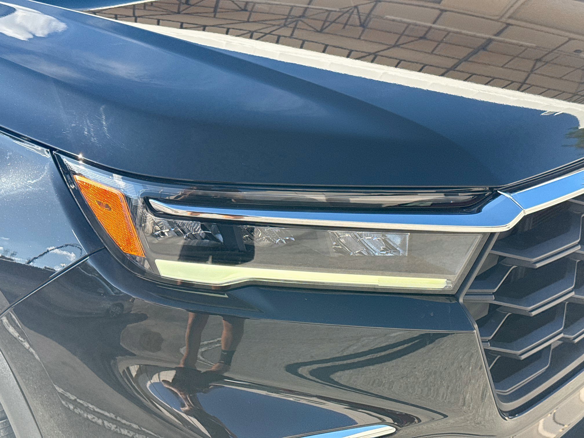 Used 2025 Honda Pilot EX-L image 34