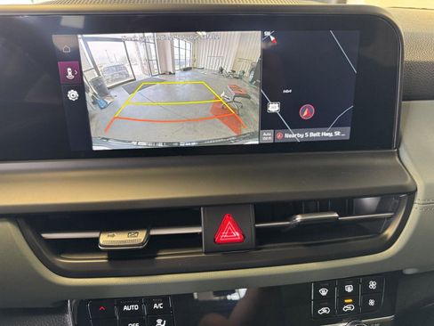 Used 2024 Kia Seltos SX w/ SX Sunroof Package image 32