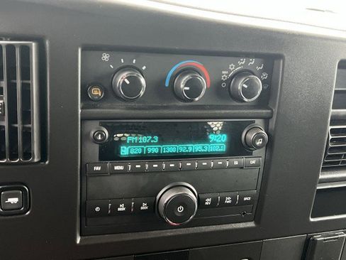 Used 2024 GMC Savana 2500 w/ Driver Convenience Package image 13