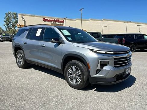 New 2026 Chevrolet Traverse LT w/ LPO, Floor Liner Package image 32