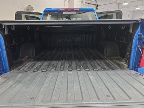 Certified 2022 Chevrolet Silverado 1500 ZR2 w/ Technology Package image 11