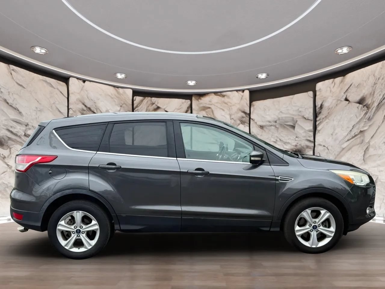Used 2016 Ford Escape SE AWD/4WD image 8