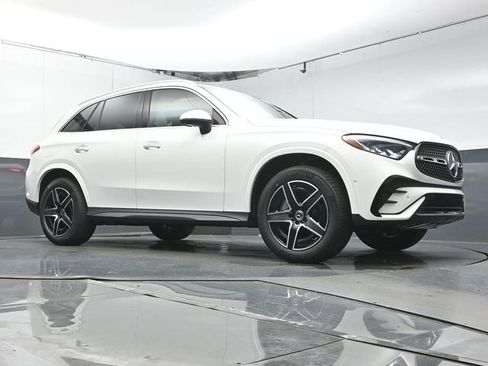 New 2026 Mercedes-Benz GLC 300 image 40