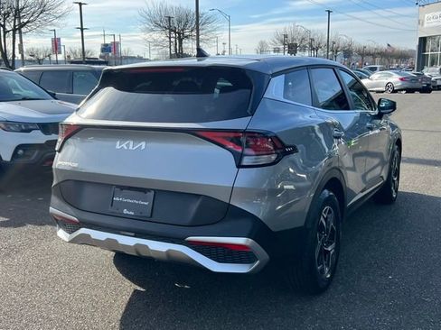 Certified 2024 Kia Sportage LX image 6