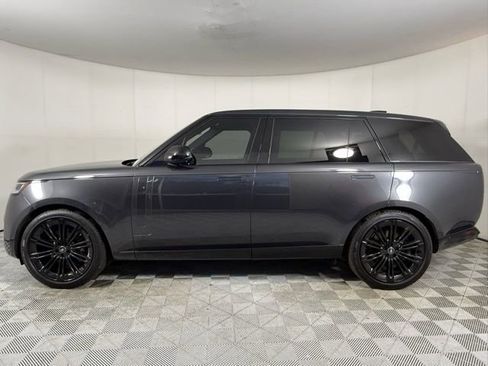 New 2025 Land Rover Range Rover Long Wheelbase SE image 2