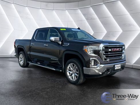 Used 2019 GMC Sierra 1500 SLT w/ SLT Premium Package AWD/4WD image 7