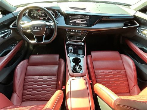Used 2023 Audi e-tron GT Prestige w/ Prestige Package AWD/4WD image 10
