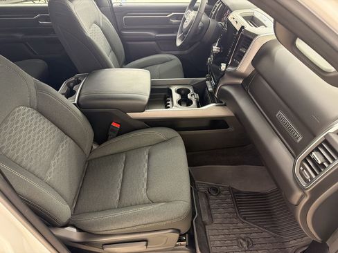 Used 2025 RAM 1500 Big Horn AWD/4WD image 23