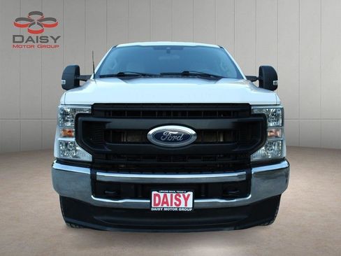 Used 2022 Ford F250 XL w/ Power Equipment Group AWD/4WD image 2