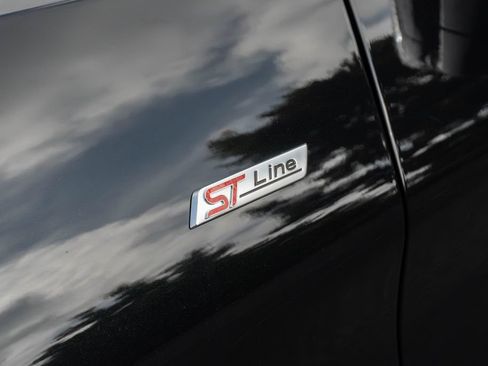 New 2026 Ford Explorer ST-Line RWD image 5