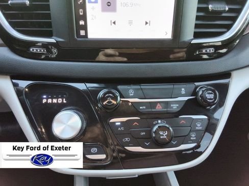 Used 2023 Chrysler Voyager LX FWD image 47