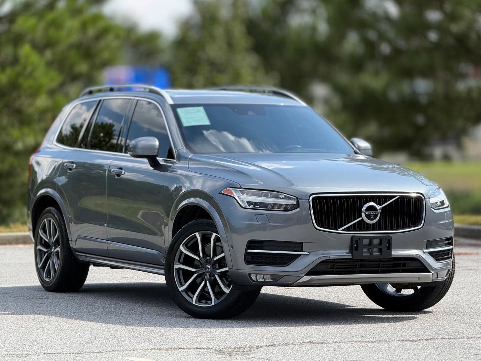 Used 2019 Volvo XC90 T6 Momentum w/ Advanced Package AWD/4WD image 13