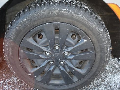 Used 2023 Kia Soul LX image 37