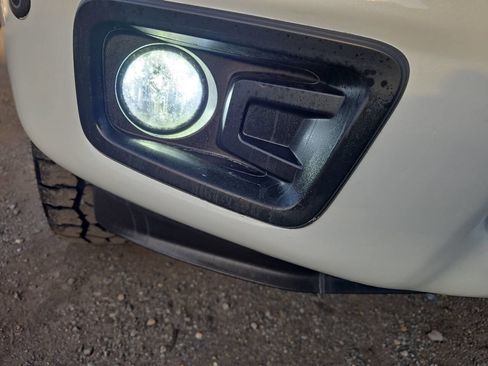 Used 2018 Nissan Titan XD image 66