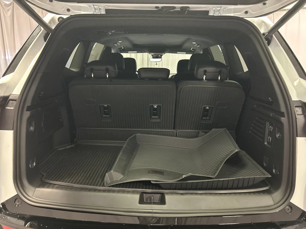 New 2027 Buick Enclave Sport Touring w/ Power Package AWD/4WD image 23