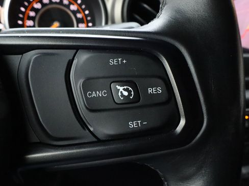 Used 2018 Jeep Wrangler Unlimited Sport S image 28