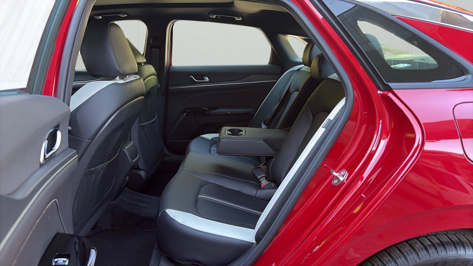 New 2027 Kia K5 GT-Line image 11