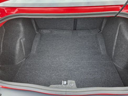 Used 2016 Dodge Challenger SRT Hellcat image 28