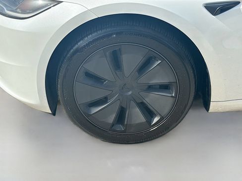 Used 2025 Tesla Model 3 Long Range RWD image 30
