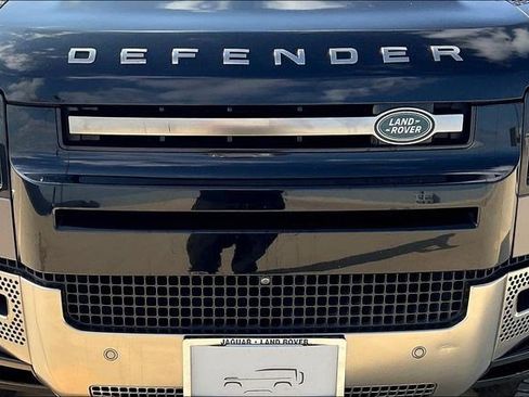 Used 2020 Land Rover Defender 110 X image 33