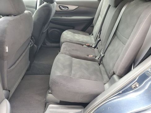 Used 2015 Nissan Rogue SV w/ SV Premium Package image 30