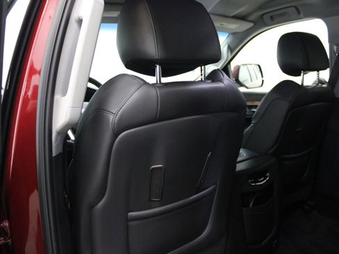 Used 2017 Cadillac Escalade ESV Luxury image 20