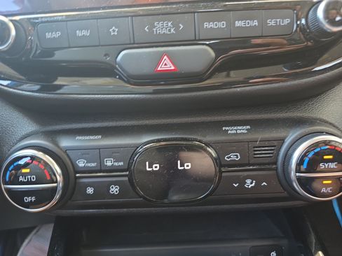 Used 2024 Kia Soul EX FWD image 16