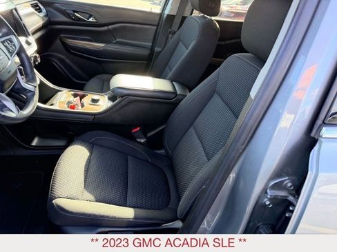 Used 2023 GMC Acadia SLE image 15