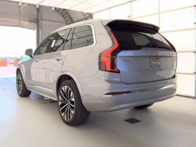 Used 2026 Volvo XC90 B6 Plus AWD/4WD image 5
