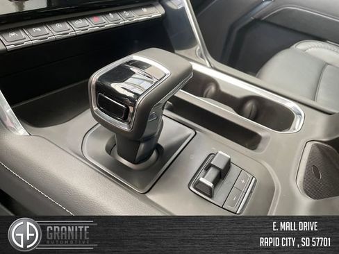 Used 2024 GMC Sierra 1500 Denali AWD/4WD image 28