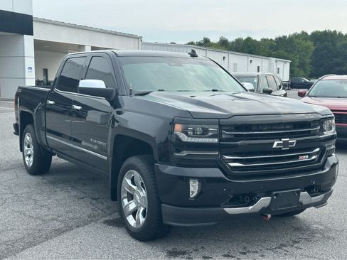 Used 2016 Chevrolet Silverado 1500 LTZ Z71 w/ LTZ Plus Package AWD/4WD image 3