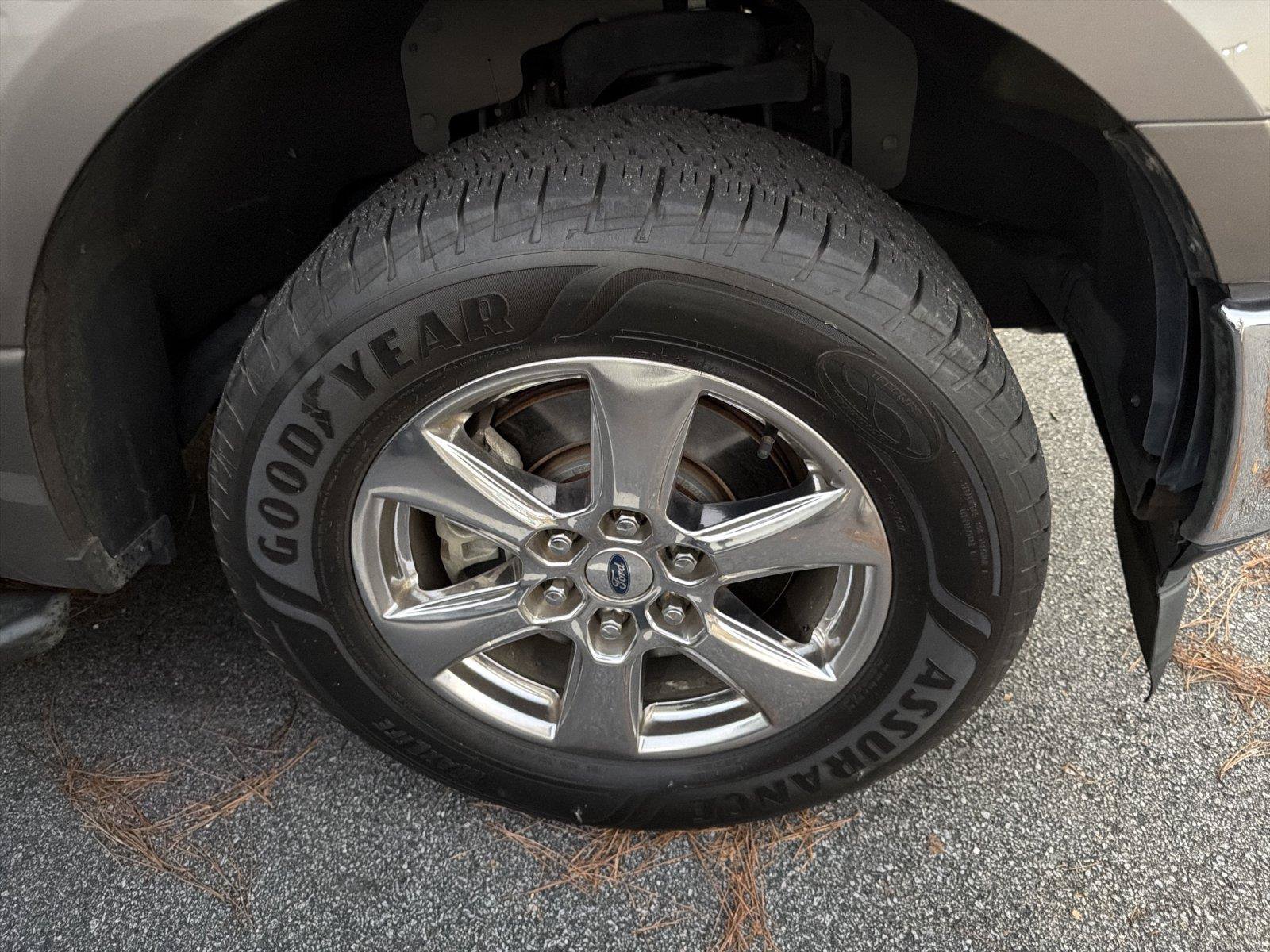 Used 2018 Ford F150 XLT w/ Equipment Group 301A Mid RWD image 9
