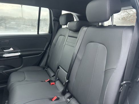 Certified 2025 Mercedes-Benz GLB 250 GLB 250 image 21