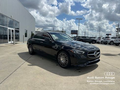 Used 2024 Mercedes-Benz C 300 Sedan image 3