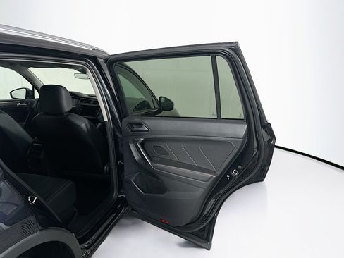 Used 2024 Volkswagen Tiguan Wolfsburg Edition AWD/4WD image 29