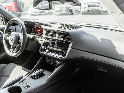 Used 2024 Nissan Z NISMO w/ Floor Mat Package image 14