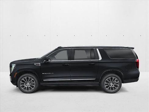 New 2026 GMC Yukon XL Denali AWD/4WD image 2