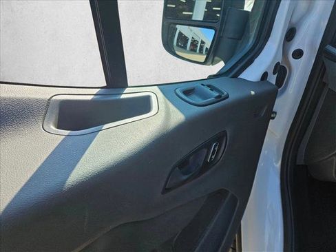 Used 2023 Ford Transit 350 XLT image 11