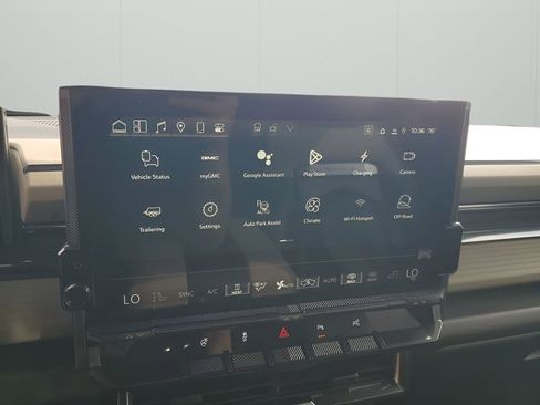 New 2026 GMC Hummer EV SUV image 40