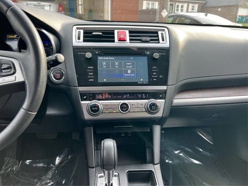 Used 2015 Subaru Outback 2.5i Limited image 14