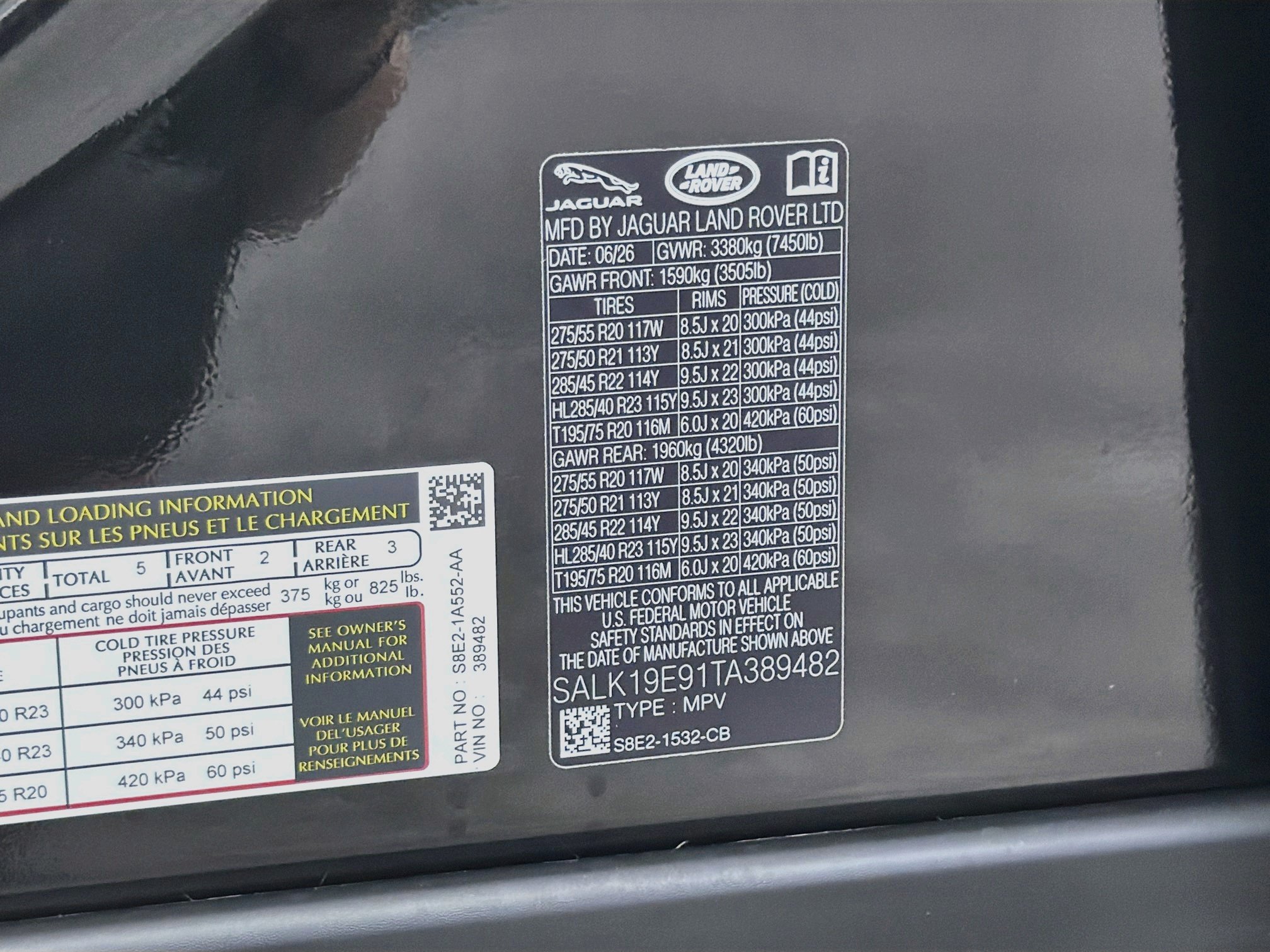 New 2026 Land Rover Range Rover Autobiography AWD/4WD image 44