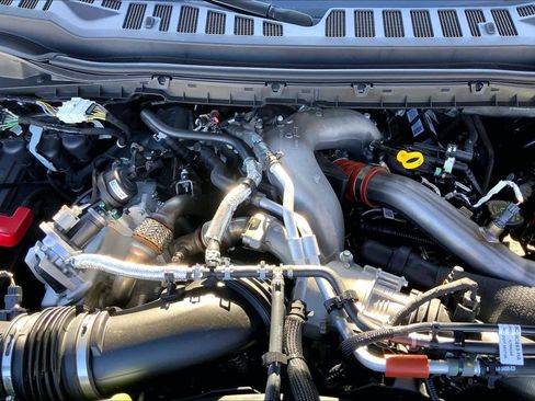 New 2026 Ford F250 Lariat w/ Black Appearance Package image 17