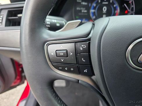 Used 2024 Lexus ES 350 w/ Premium Package FWD image 19