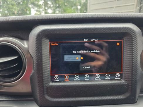 Used 2022 Jeep Wrangler Unlimited Sport AWD/4WD image 30