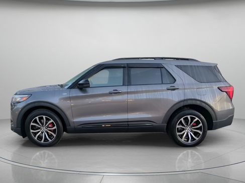 Used 2026 Ford Explorer ST-Line w/ ST-Line Street Pack RWD image 16