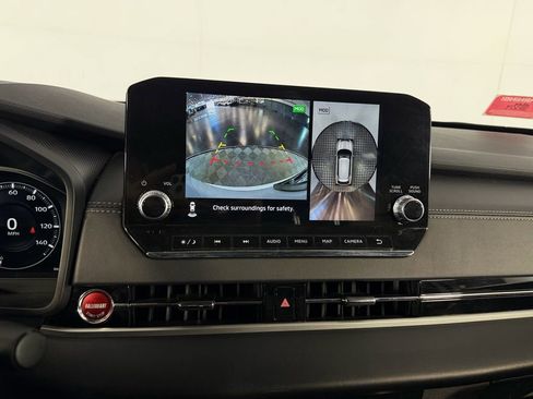 Used 2024 Mitsubishi Outlander Ralliart image 15